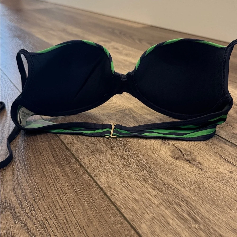 A&F striped string bikini XS/S - Picture 10 of 13